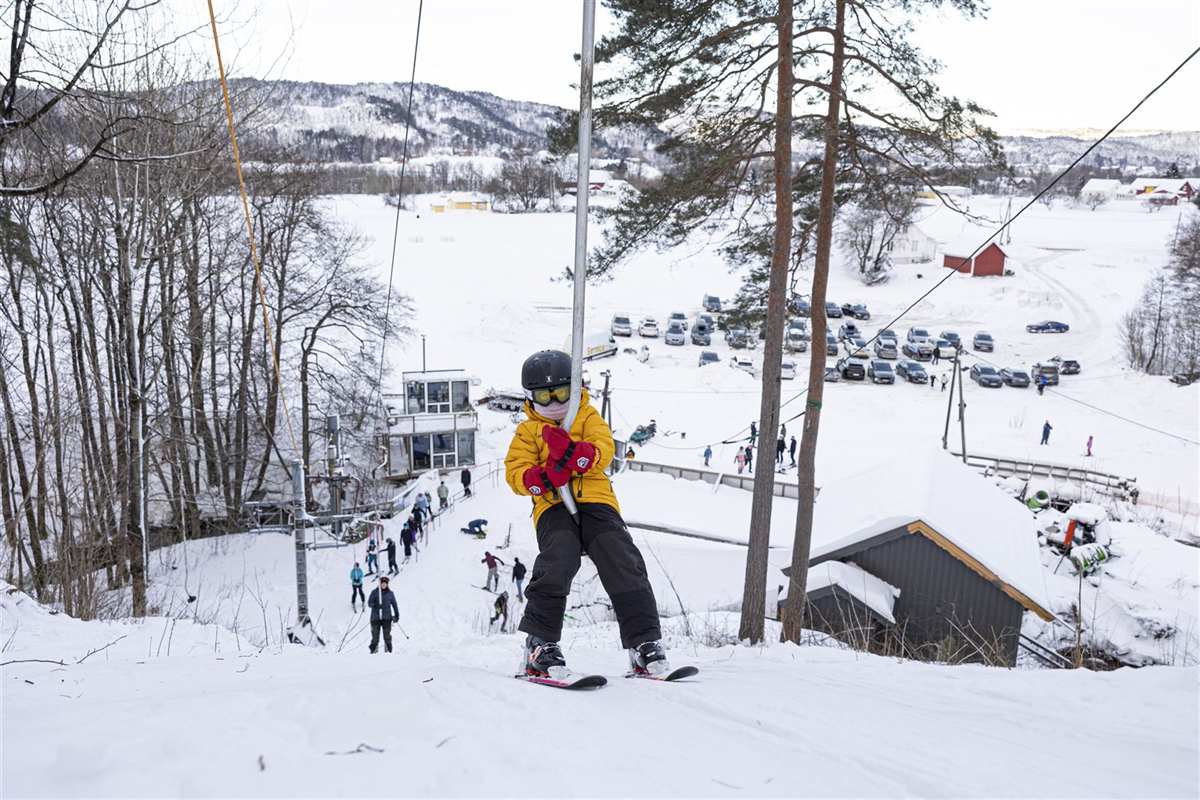 Tveit Skisenter – kontakt oss